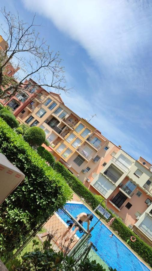 Appartement เอมปูเรียบราบา ภายนอก รูปภาพ
