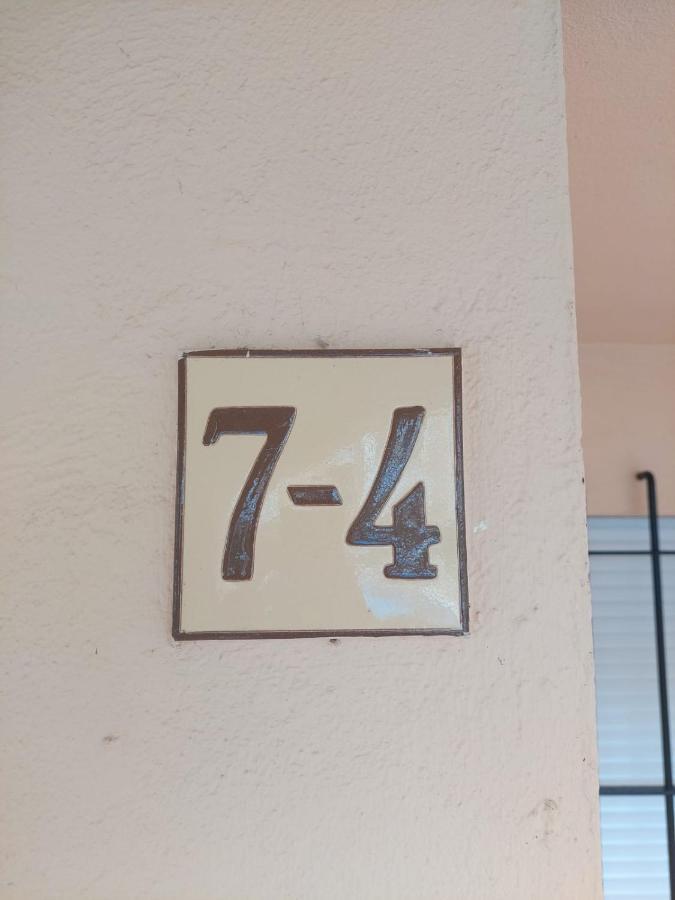 Appartement เอมปูเรียบราบา ภายนอก รูปภาพ