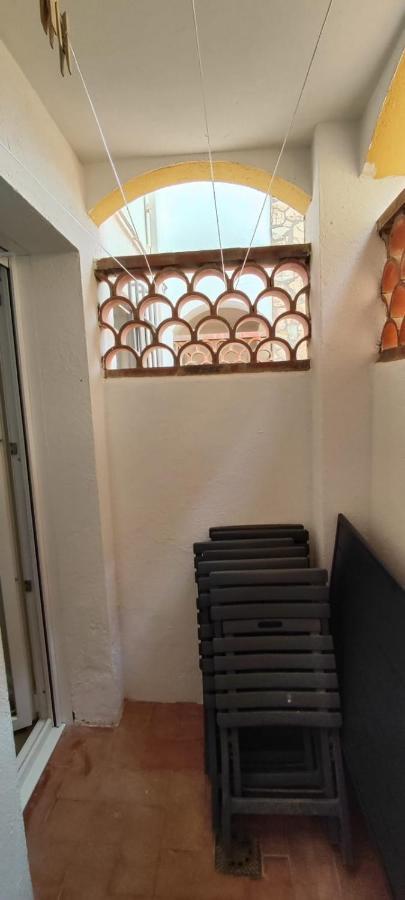 Appartement เอมปูเรียบราบา ภายนอก รูปภาพ