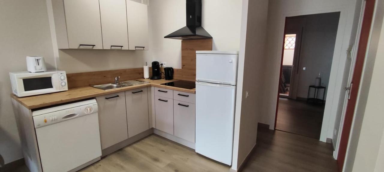 Appartement เอมปูเรียบราบา ภายนอก รูปภาพ